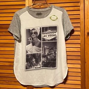 Tee shirt nice design front sleeve